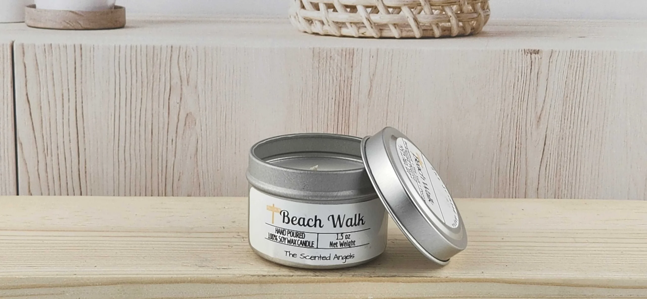 Beach Walk Scented 100% Soy Wax Candle - Silver