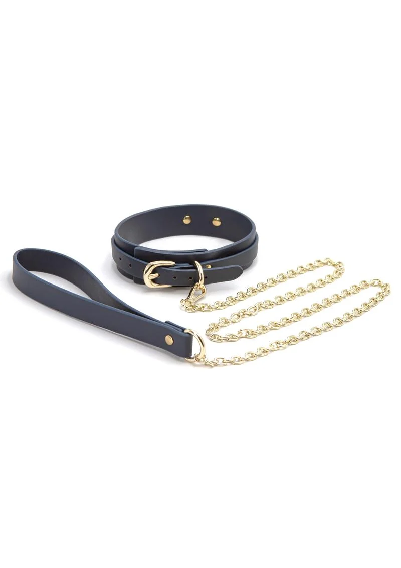 Bondage Couture Collar & Leash