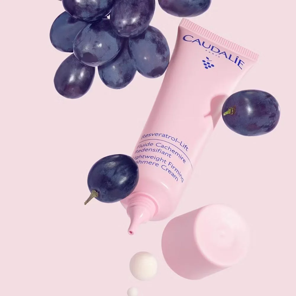 Caudalíe Resveratrol Lift Fluide Cachemire Lightweight Cream
