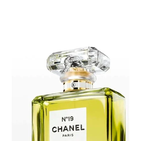 Chanel N19 Eau de Parfum