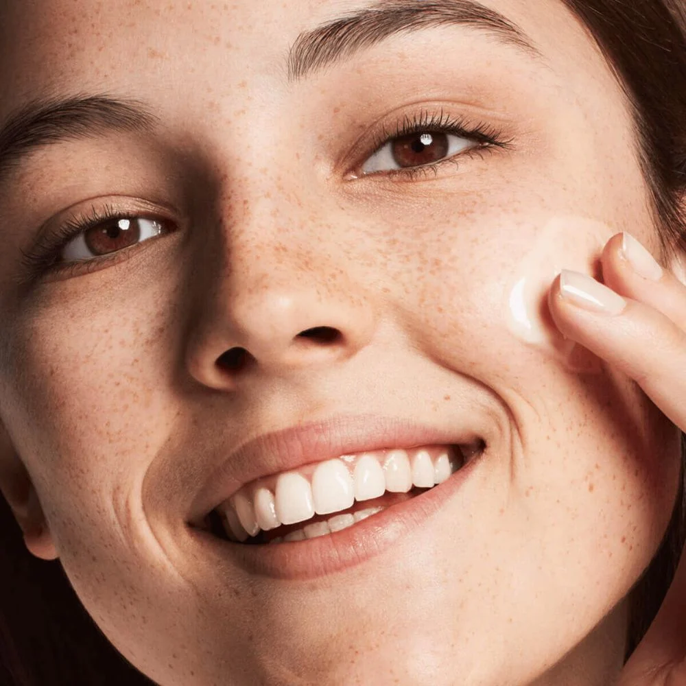 Clinique Dramatically Different Moisturizing Gel Combination to Oily Skin