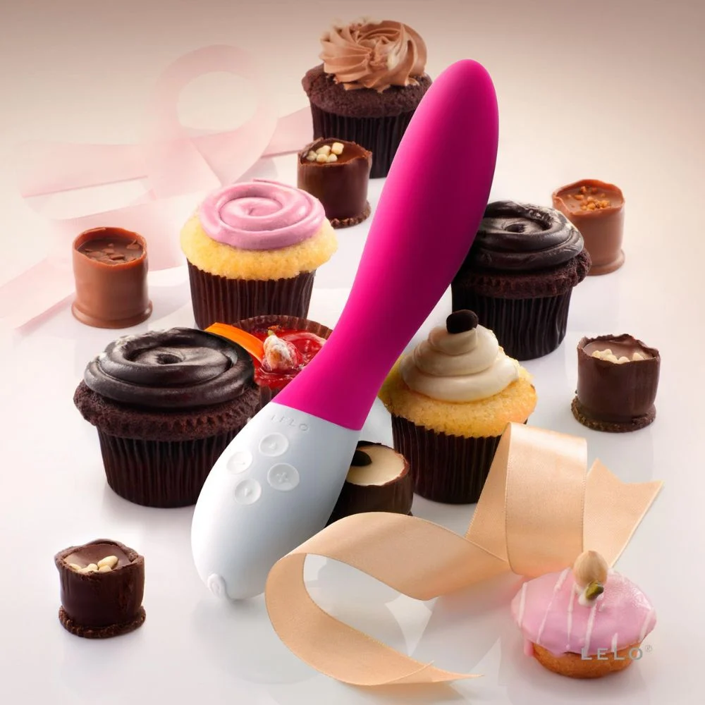 LELO MONA 2 Perfectly-Contoured G-Spot Massager