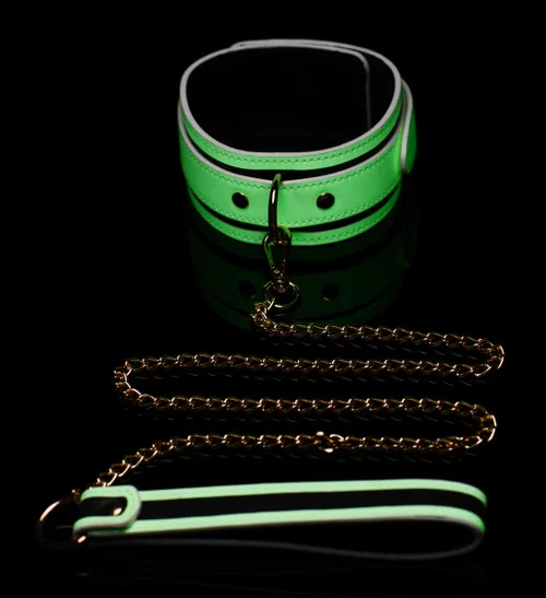 Master Series Kink in the Dark Glowing Collar With Leash
