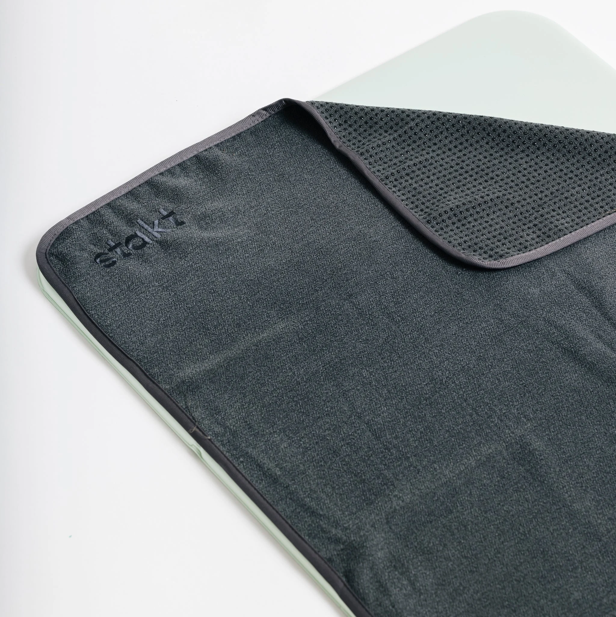 The Mat Towel
