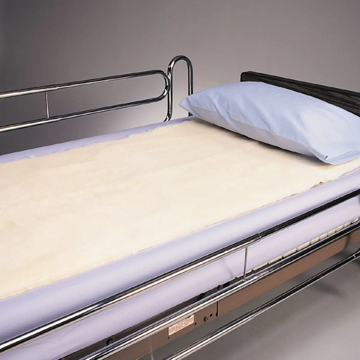 Skil Care Synthetic Sheepskin Pad